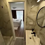 Zara-premium Only Apartment *