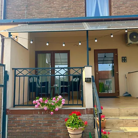 Zara-premium Only Apartman Štúrovo