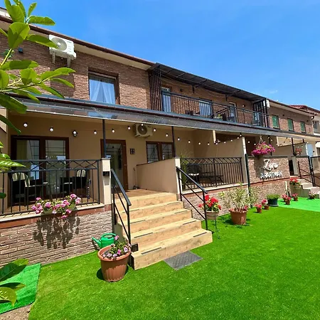 Zara-premium Only * Štúrovo